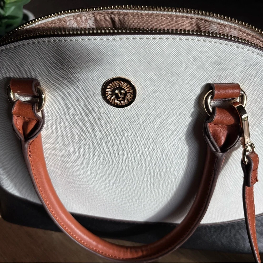 Anne Klein Beige Logo Lining Satchel Pre-loved Excellent Condition - Picture 2 of 9